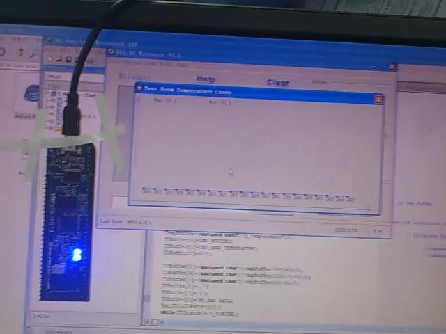 “campozeng”的AD+內部温度传感器+UART(串口)+上位机软件做的温度监测视频