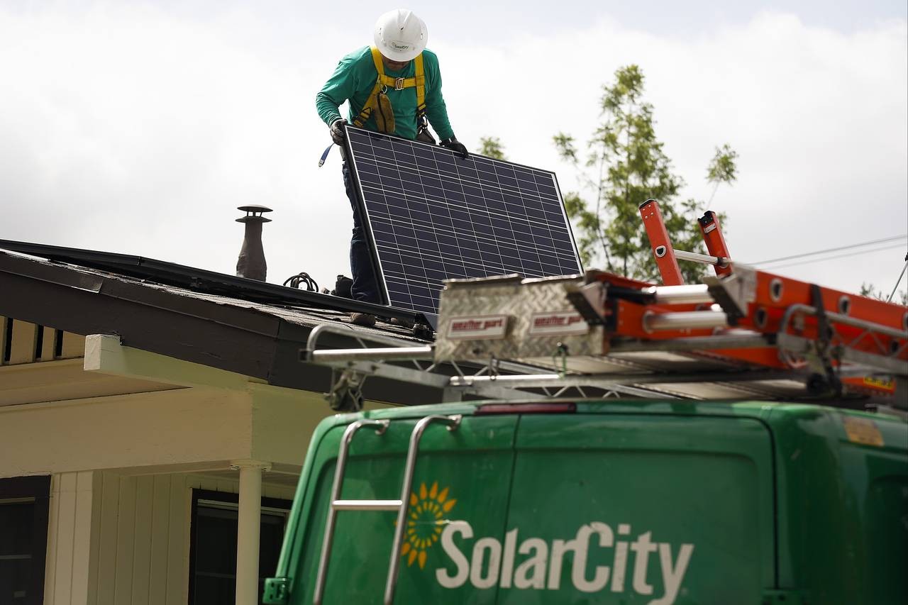 消息称特斯拉与SolarCity将最快于明天宣布合并