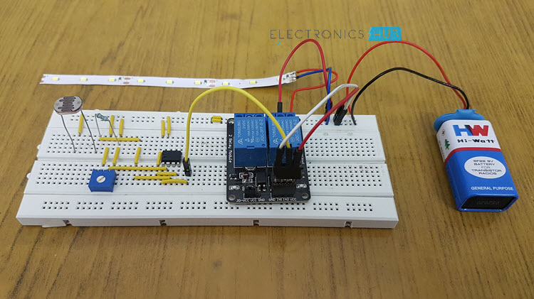 Automatic Street Light Controller Circuit Image 3